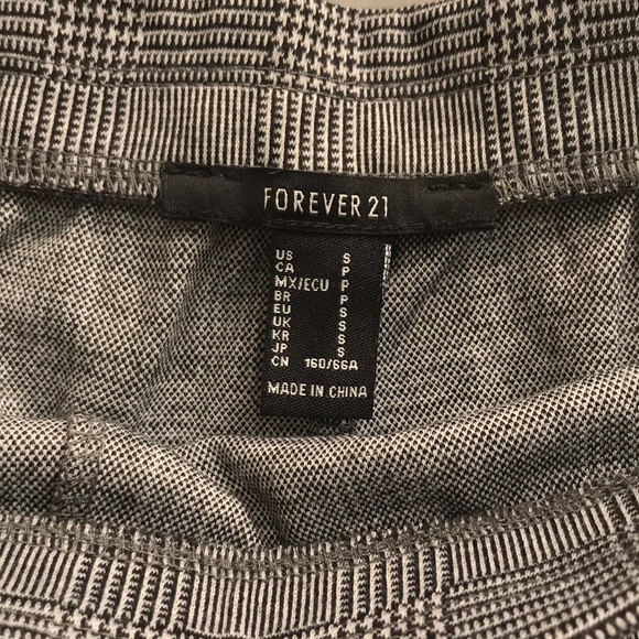 ✨NEW✨ Forever 21 wide-leg plaid pants - Picture 7 of 8